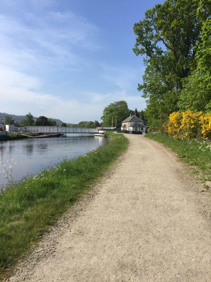 Caledonian Canal Studio Inverness Exterior photo